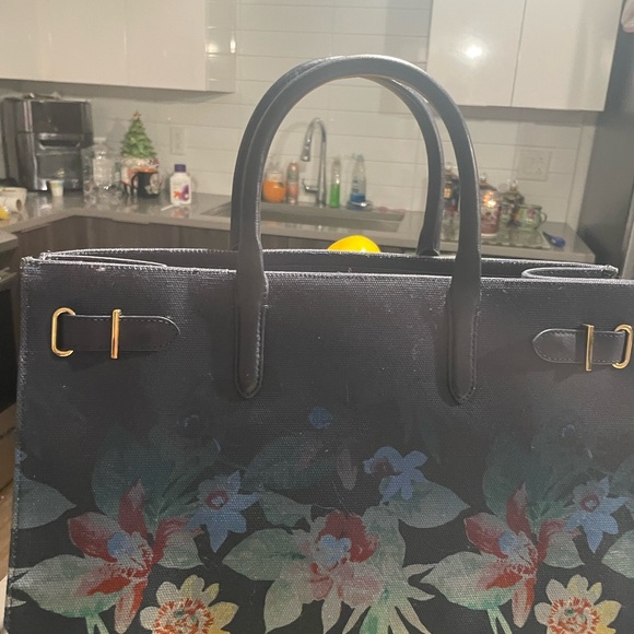 Ralph Lauren Navy and Floral Tote - Picture 13 of 14